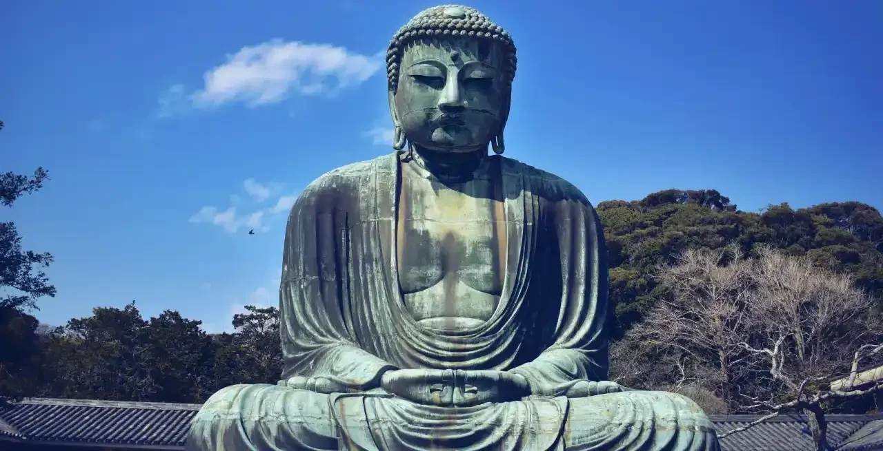 Kamakura: The Perfect Day Trip from Tokyo (Temples, Beaches & Slow Japan)