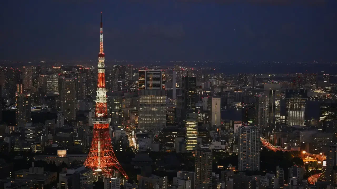 Roppongi & Azabu: Tokyo Nightlife, Art and International Culture